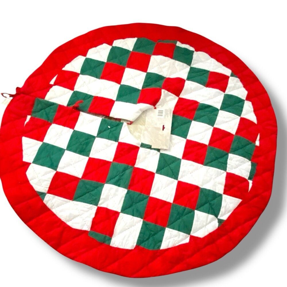 Vintage Patchwork Tree Skirt 50 inch Christmas Quilted NEW Old Stock Red Green